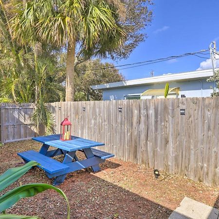 Cute And Cozy Florida Duplex Walk To Beaches! ココアビーチ エクステリア 写真