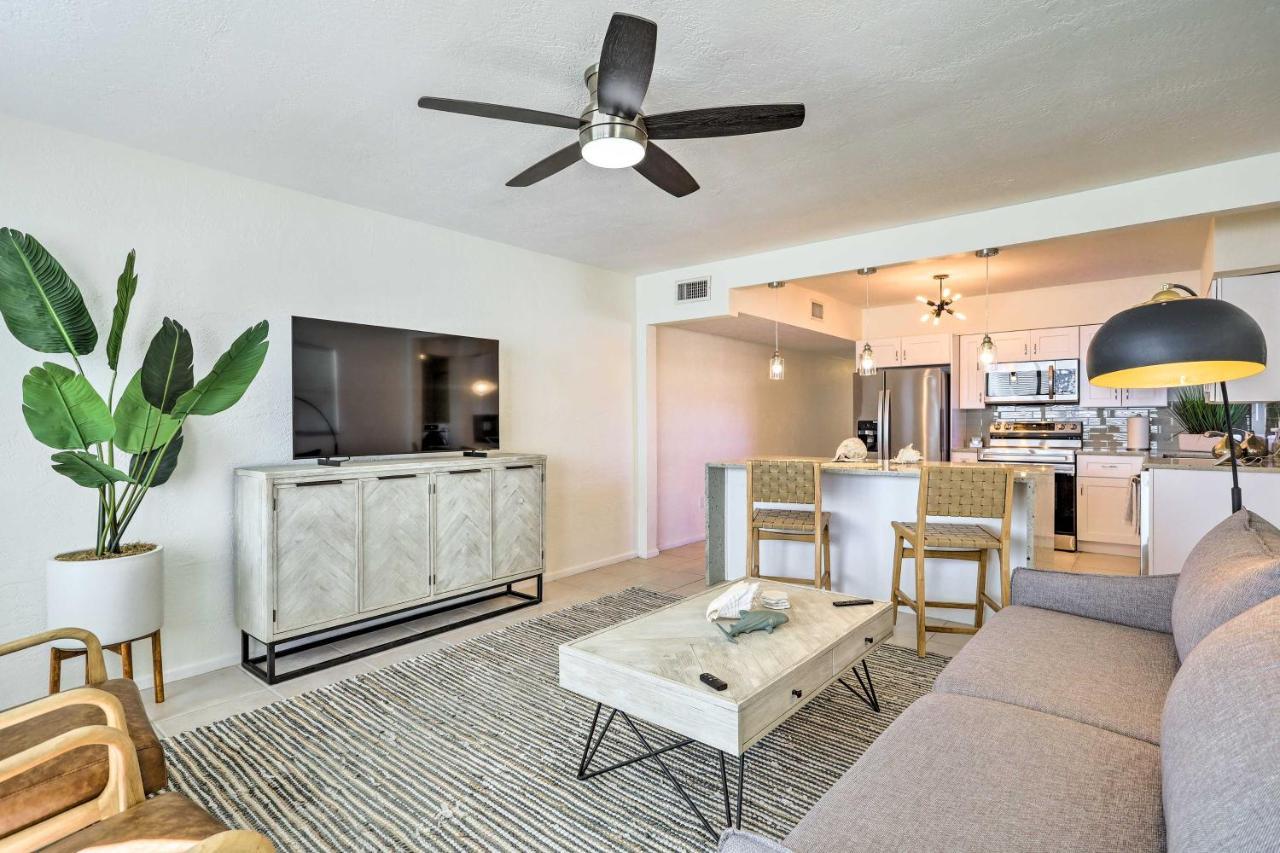 Cute And Cozy Florida Duplex Walk To Beaches! ココアビーチ エクステリア 写真