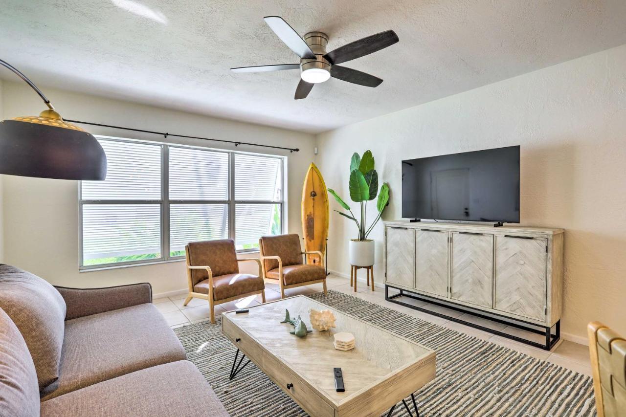 Cute And Cozy Florida Duplex Walk To Beaches! ココアビーチ エクステリア 写真
